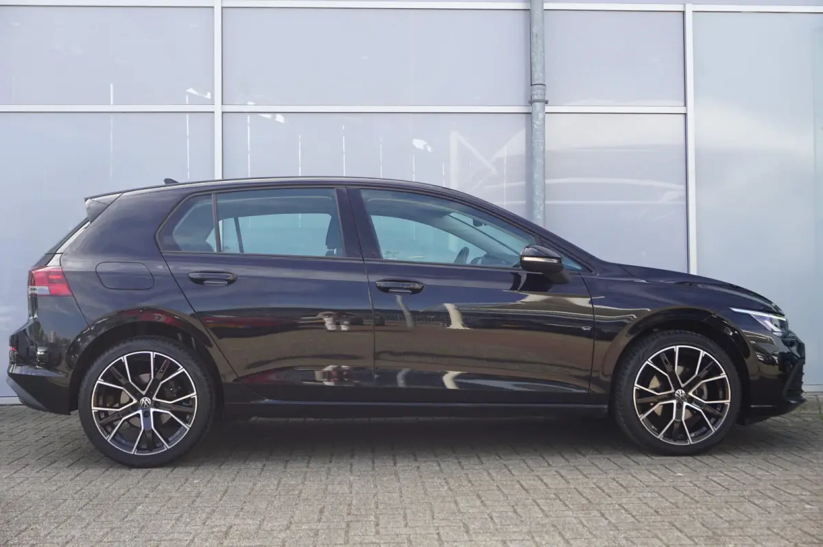 1.0 eTSI 110pk DSG Life | Apple Carplay & Android Auto | Parkeersensoren | Adaptive Cruise