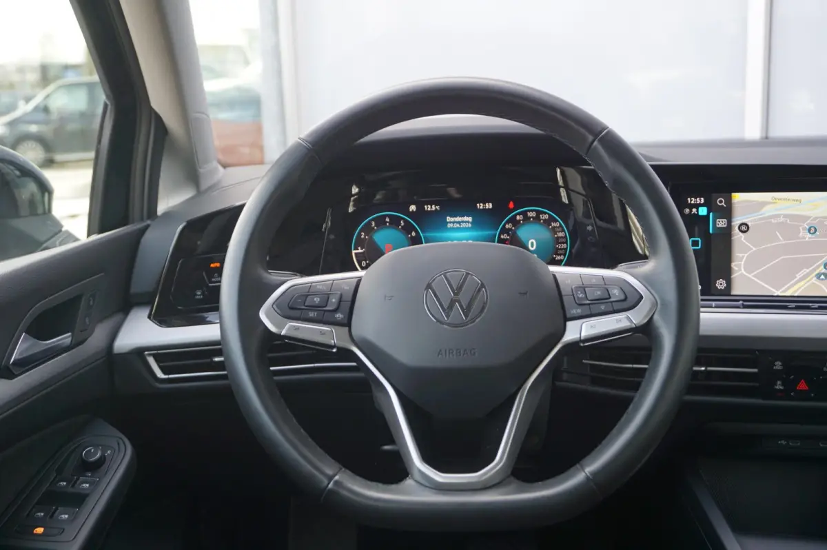 1.0 eTSI 110pk DSG Life | Apple Carplay & Android Auto | Parkeersensoren | Adaptive Cruise