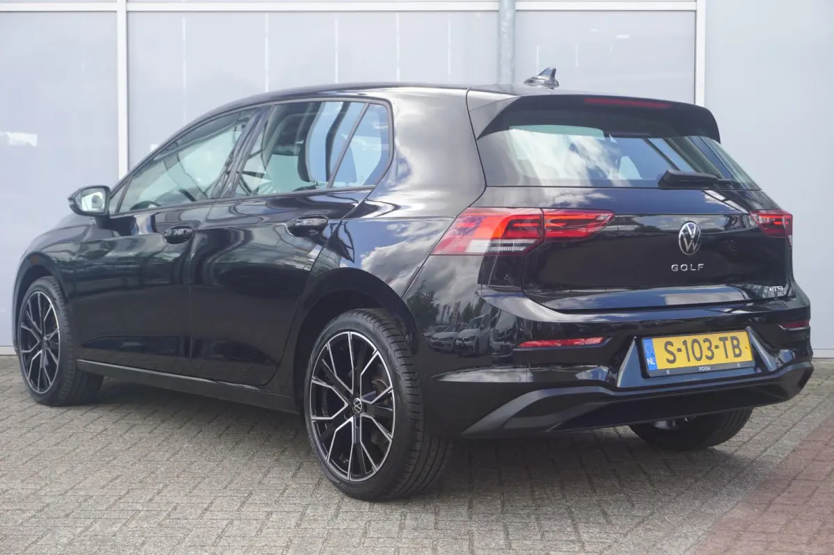 1.0 eTSI 110pk DSG Life | Apple Carplay & Android Auto | Parkeersensoren | Adaptive Cruise