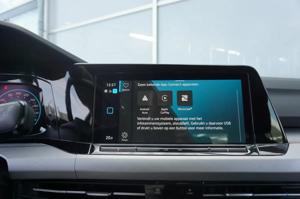 1.0 eTSI 110pk DSG Life | Apple Carplay & Android Auto | Parkeersensoren | Adaptive Cruise
