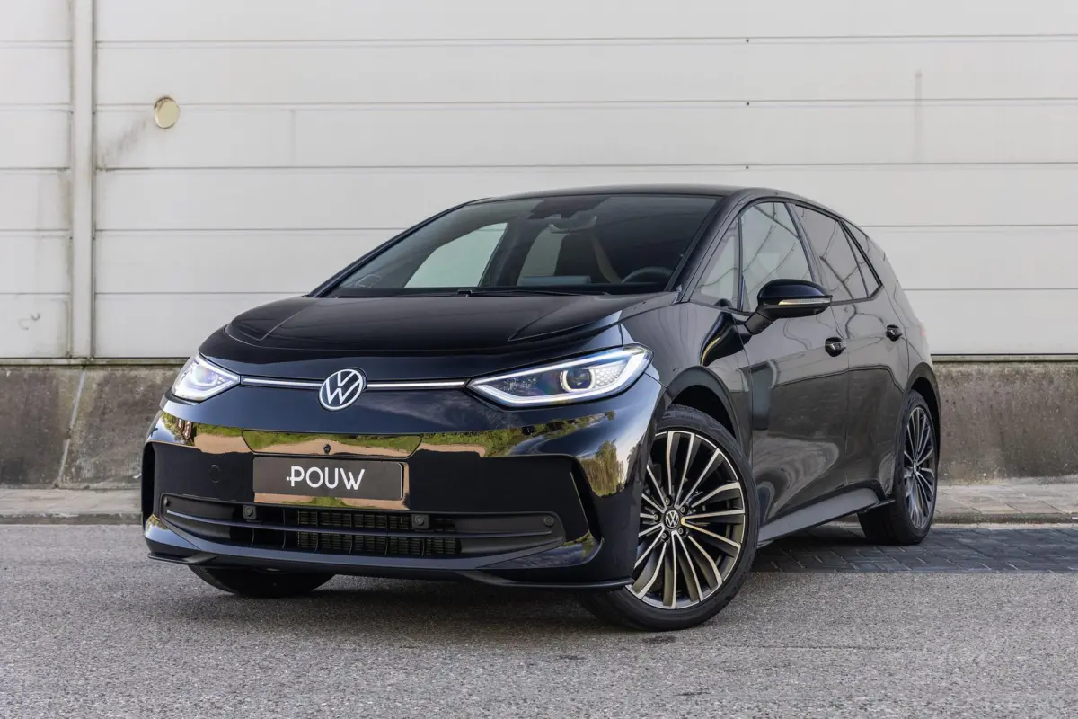 204pk Pro Limited Edition 59 kWh | 20" Velgen | Panoramadak