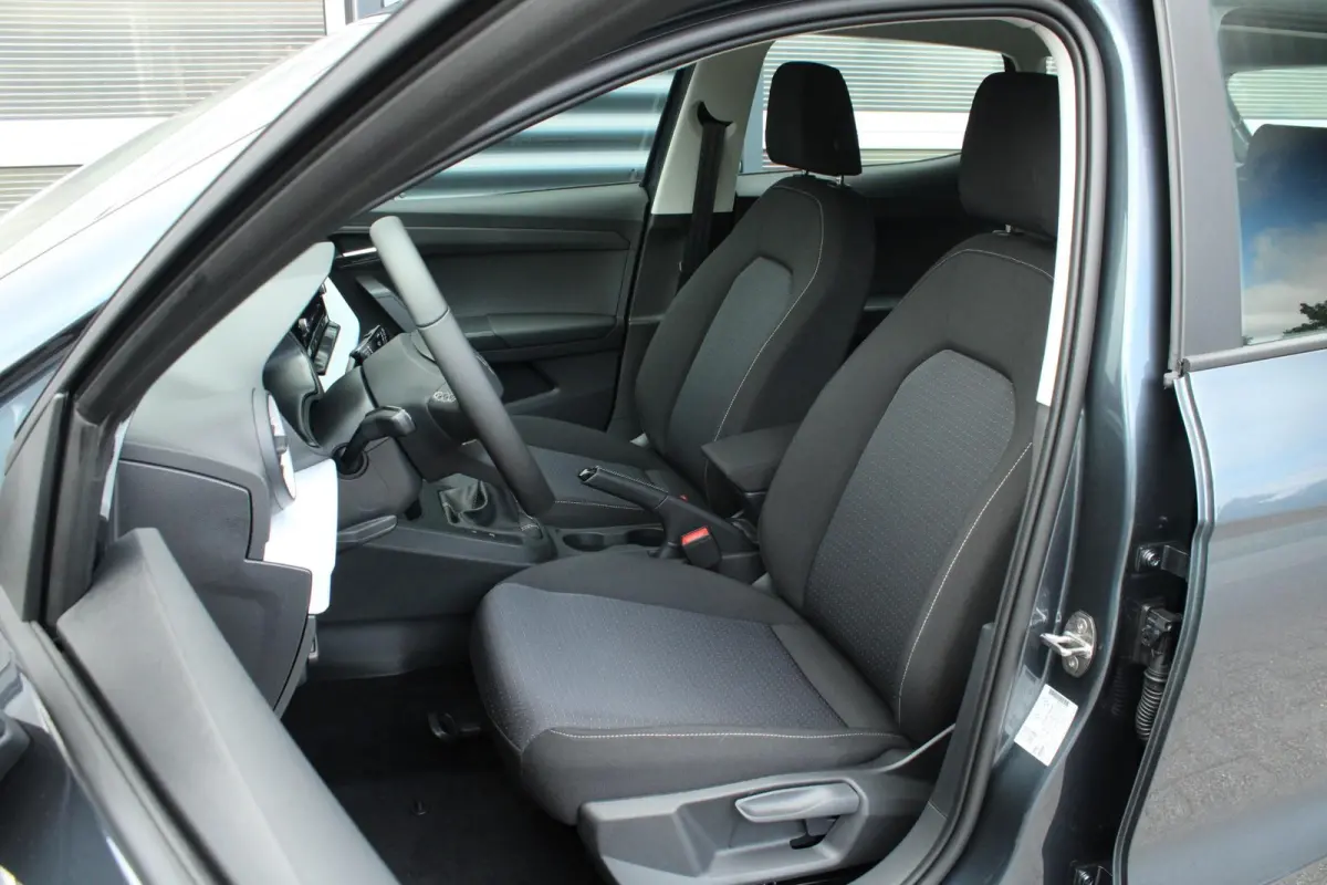 1.0 EcoTSI 95pk Style Plus | Apple Carplay/Android Auto | Virtual Cockpit | 15" Velgen