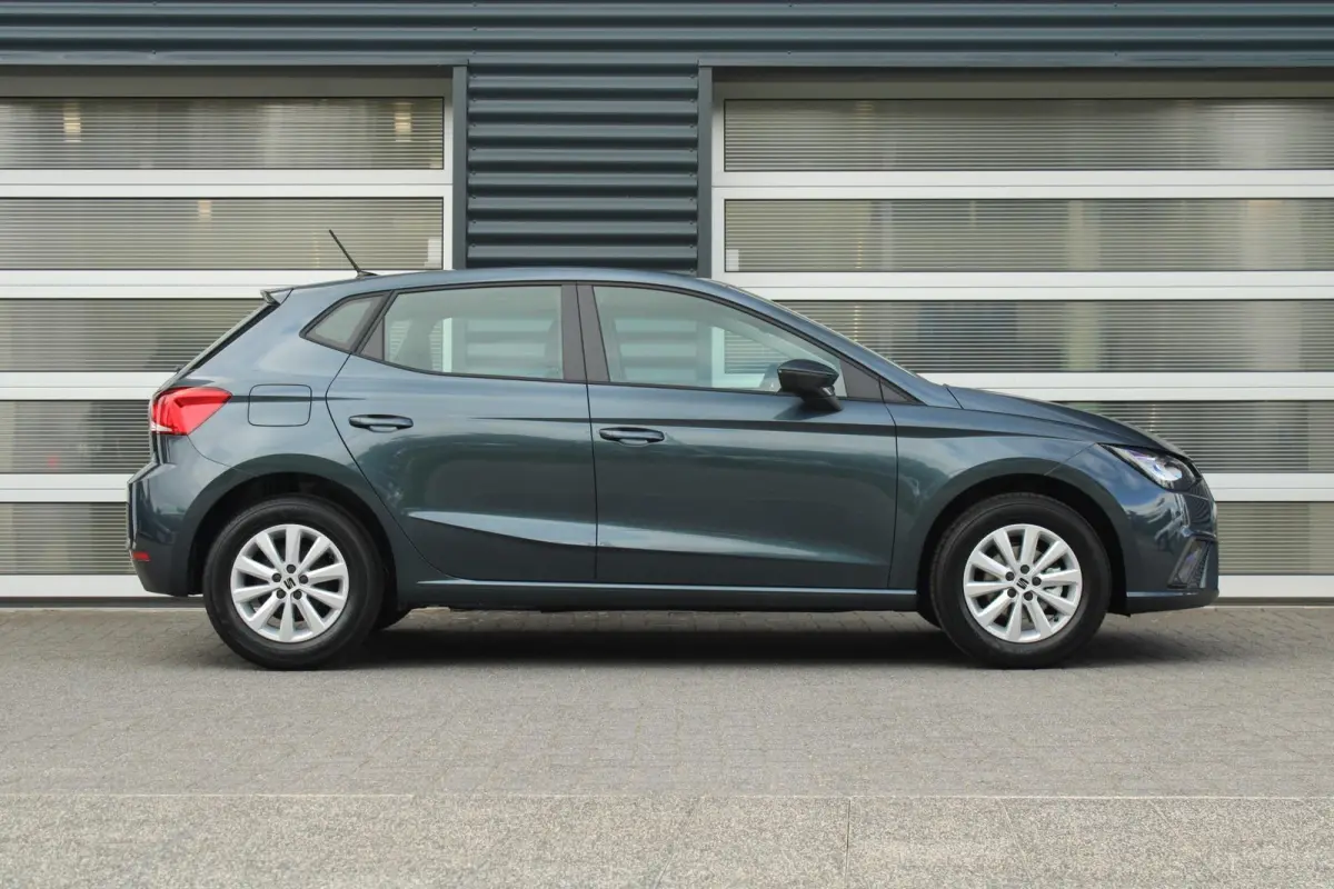 1.0 EcoTSI 95pk Style Plus | Apple Carplay/Android Auto | Virtual Cockpit | 15" Velgen