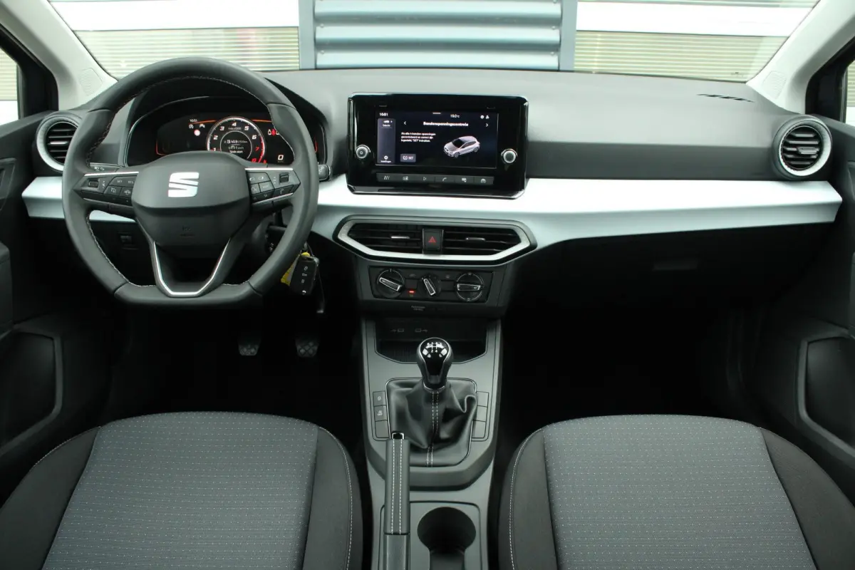 1.0 EcoTSI 95pk Style Plus | Apple Carplay/Android Auto | Virtual Cockpit | 15" Velgen