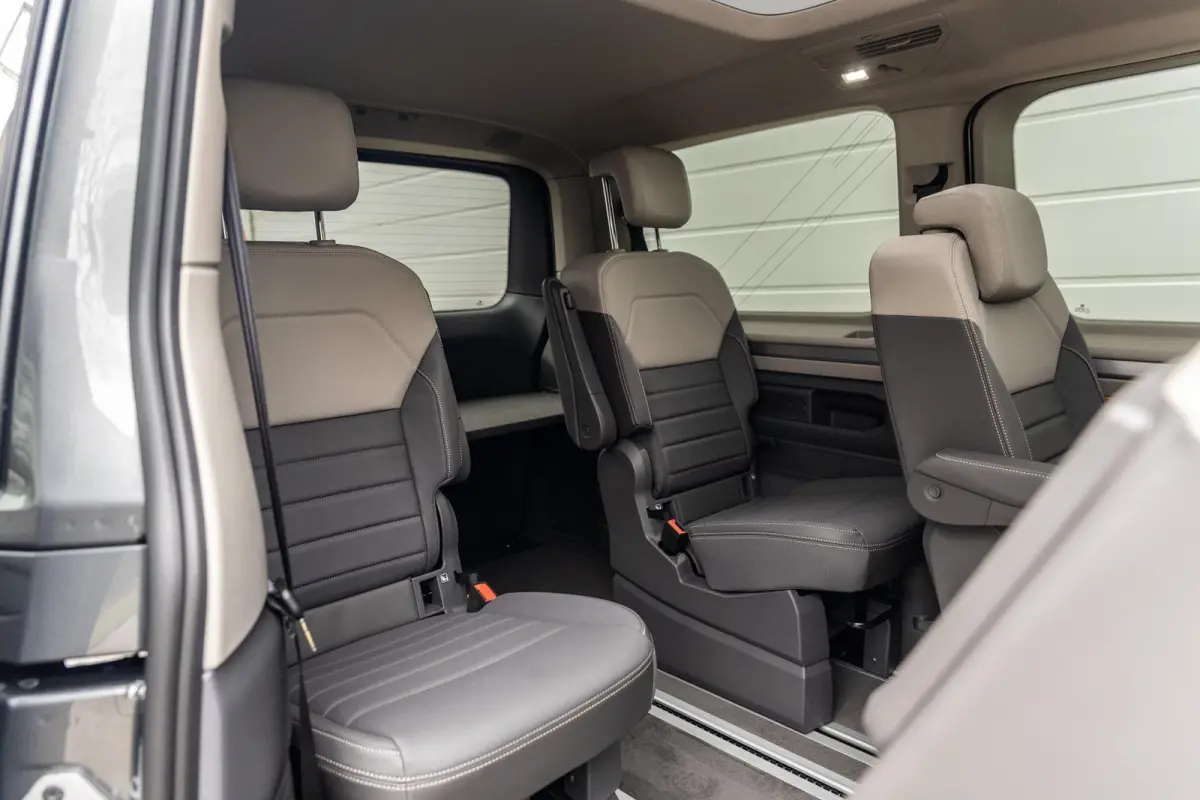 1.5 eHybrid 245pk L2 Bulli Edition | Velgen 19'' | Soundsysteem ''Harman Kardon''