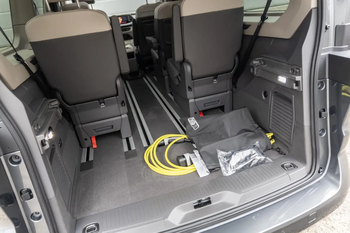 1.5 eHybrid 245pk L2 Bulli Edition | Velgen 19'' | Soundsysteem ''Harman Kardon''