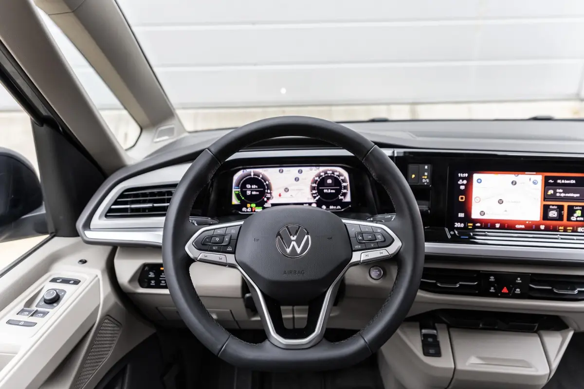 1.5 eHybrid 245pk L2 Bulli Edition | Velgen 19'' | Soundsysteem ''Harman Kardon''