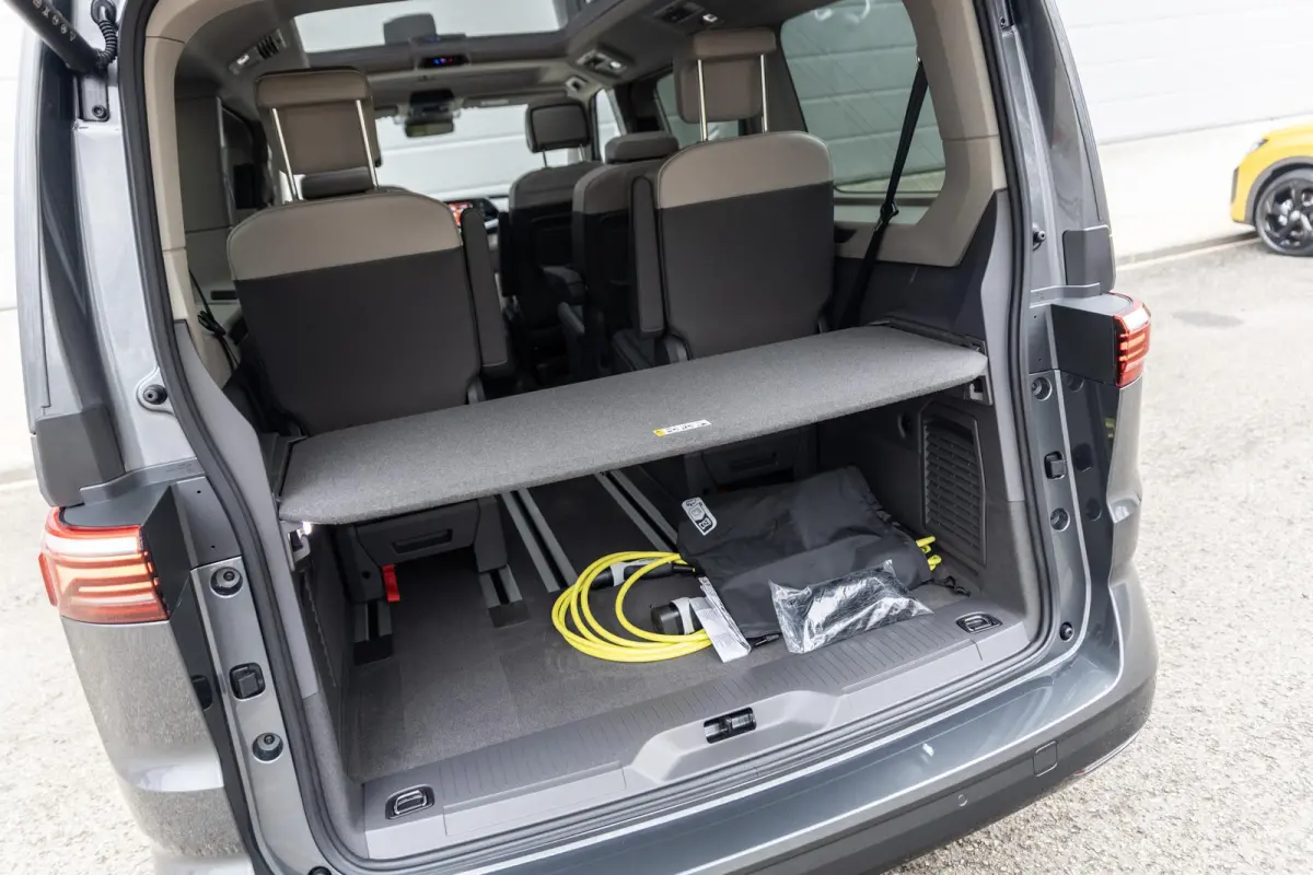 1.5 eHybrid 245pk L2 Bulli Edition | Velgen 19'' | Soundsysteem ''Harman Kardon''