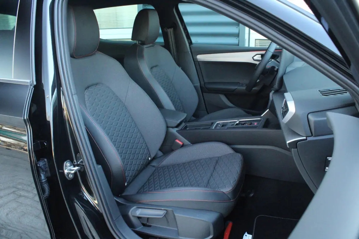 1.5 TSI 204pk e-Hybrid FR PHEV First Edition | 18" Velgen