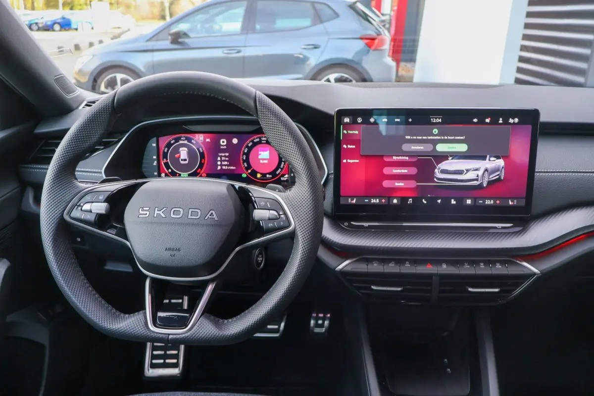 1.5 TSI 150pk MHEV Sportline Tour | 19" Velgen | Exclusieve Kleur