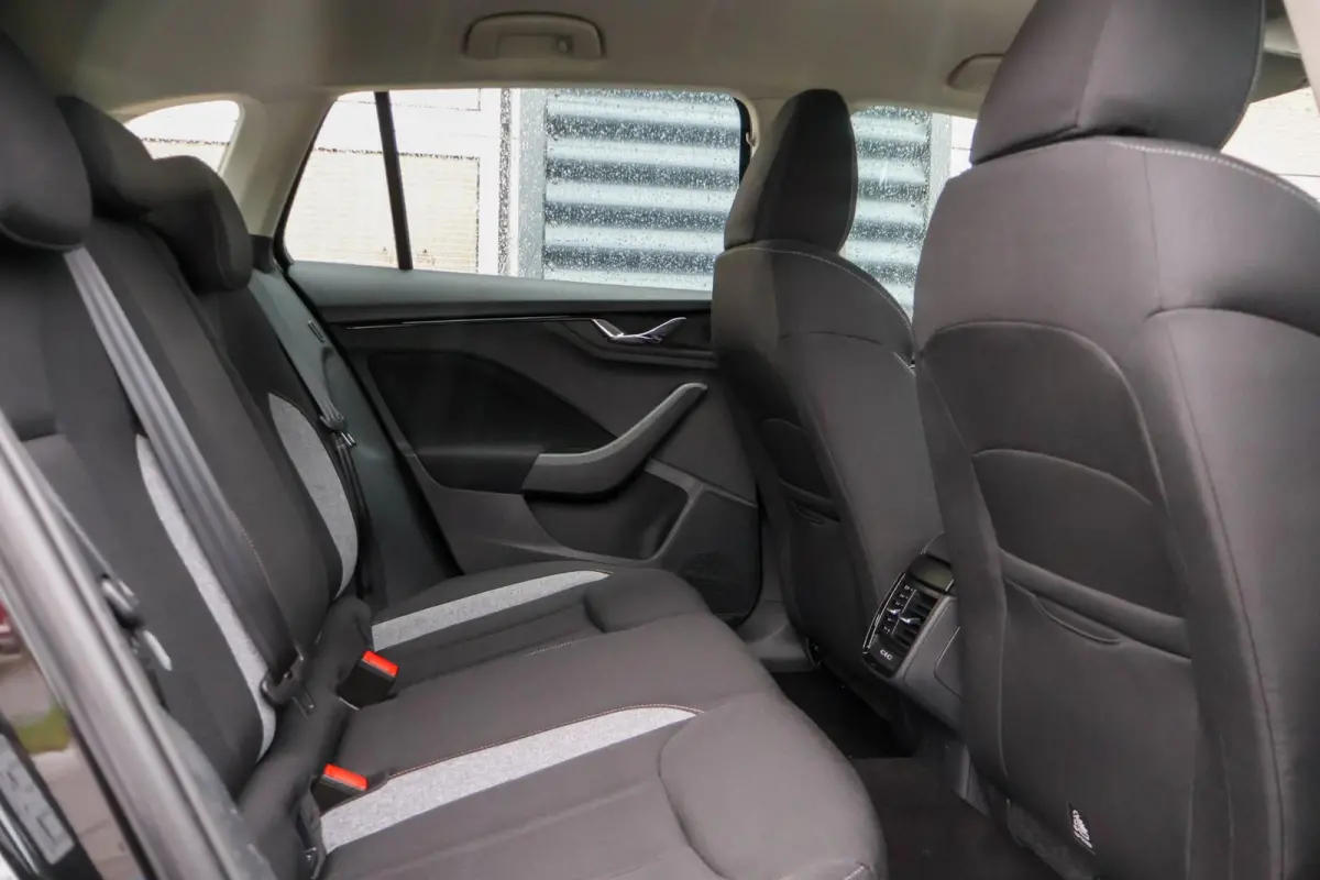 1.0 TSI 115pk Selection | Trekhaak | Travel Pakket