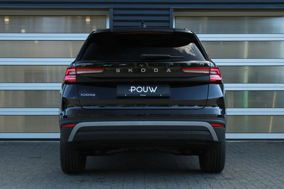 1.5 TSI 150pk MHEV Business Edition 7p. | Panoramadak | LMV 19'' | Trekhaak Uitklapbaar