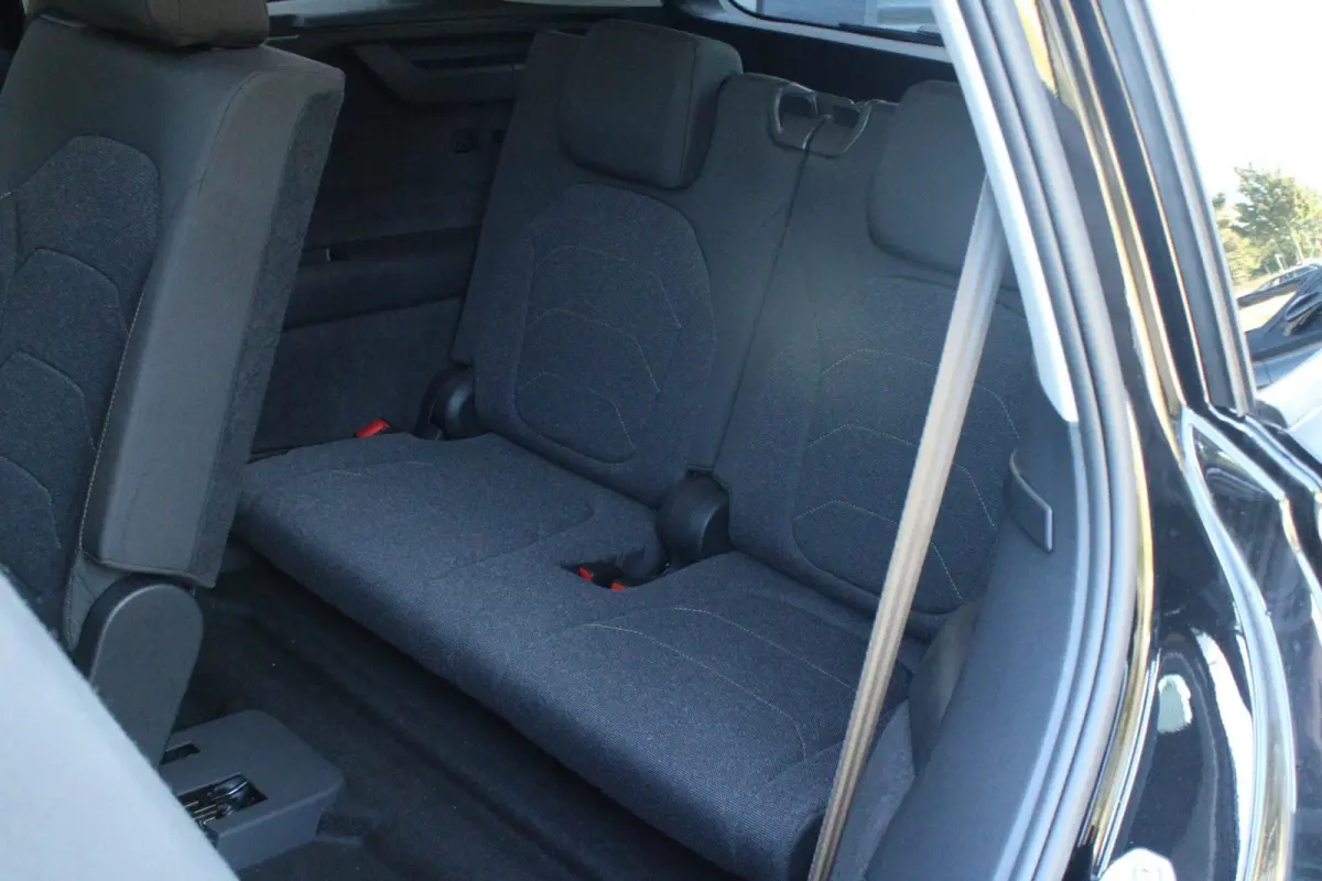1.5 TSI 150pk MHEV Business Edition 7p. | Panoramadak | LMV 19'' | Trekhaak Uitklapbaar