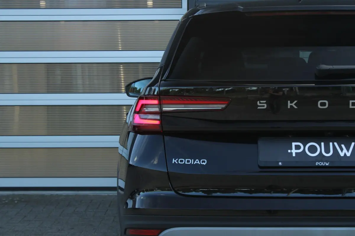 1.5 TSI 150pk MHEV Business Edition 7p. | Panoramadak | LMV 19'' | Trekhaak Uitklapbaar