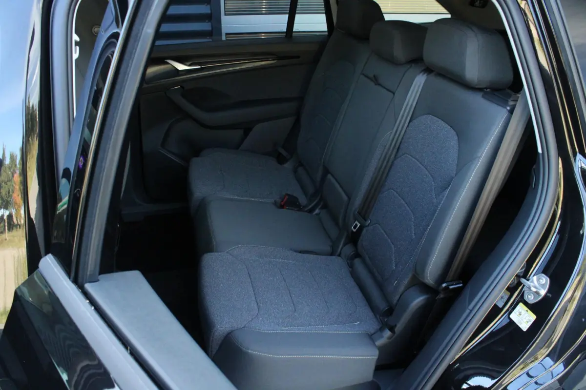 1.5 TSI 150pk MHEV Business Edition 7p. | Panoramadak | LMV 19'' | Trekhaak Uitklapbaar