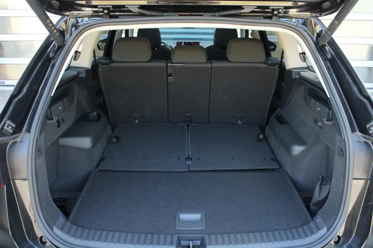 1.5 TSI 150pk MHEV Business Edition 7p. | Panoramadak | LMV 19'' | Trekhaak Uitklapbaar