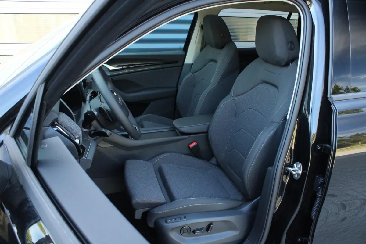 1.5 TSI 150pk MHEV Business Edition 7p. | Panoramadak | LMV 19'' | Trekhaak Uitklapbaar