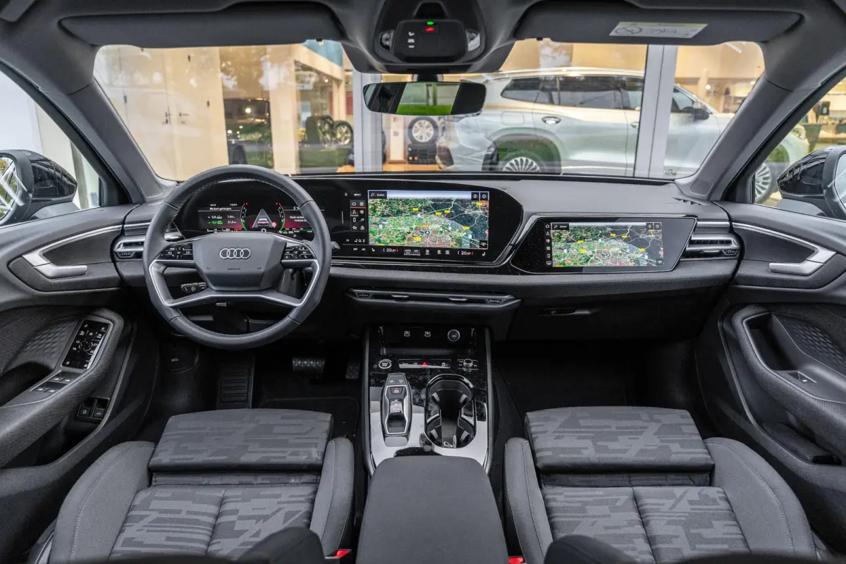 Limousine 2.0 299pk quattro Advanced Edition | Trekhaak Wegklapbaar | Techniek Pakket Plus