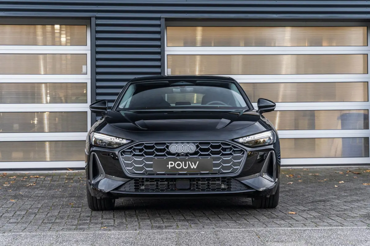 Limousine 2.0 299pk quattro Advanced Edition | Trekhaak Wegklapbaar | Techniek Pakket Plus