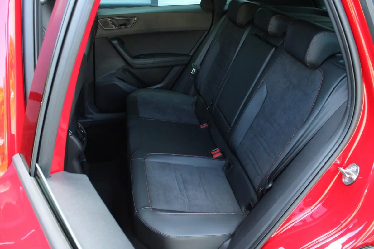 1.5 TSI 150pk DSG FR Business Intense | Safe & Driving Pakket | Afneembare Trekhaak
