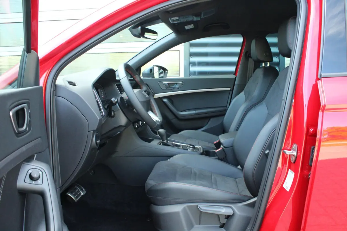 1.5 TSI 150pk DSG FR Business Intense | Safe & Driving Pakket | Afneembare Trekhaak
