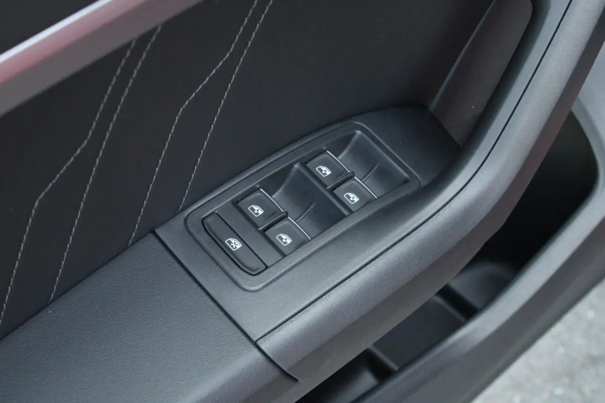 1.5 TSI 150pk DSG FR Business Intense | Safe & Driving Pakket | Afneembare Trekhaak