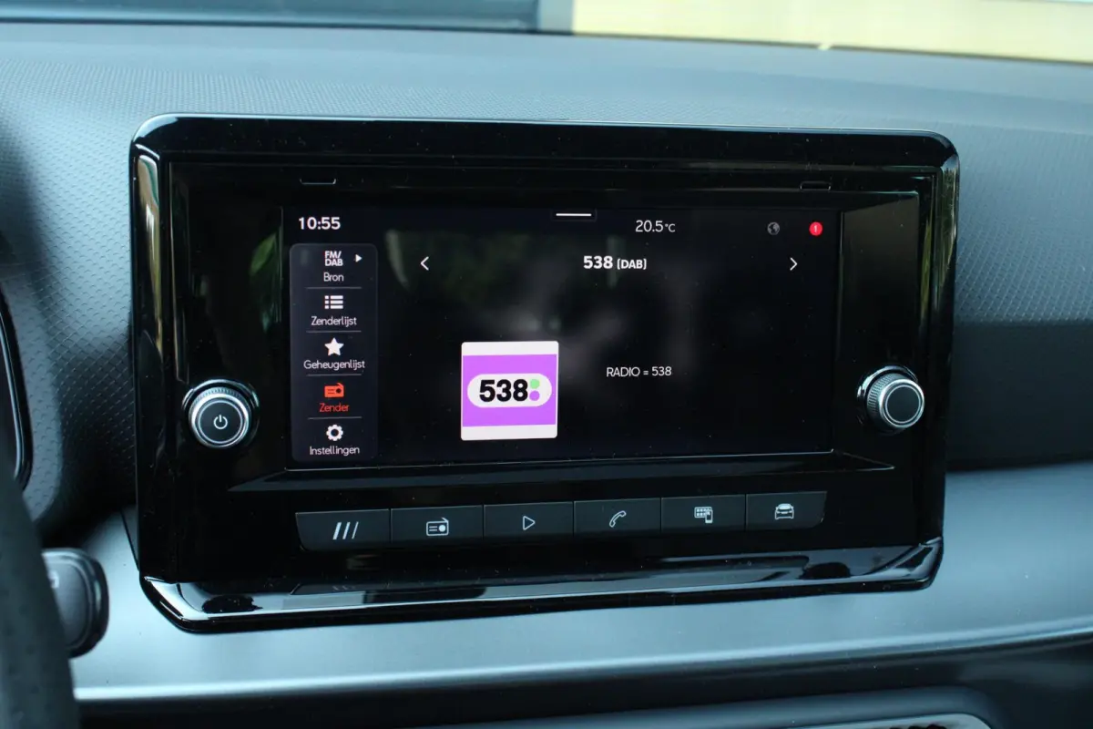 1.0 EcoTSI 95pk FR Business Connect | Panoramadak | Achteruitrijcamera