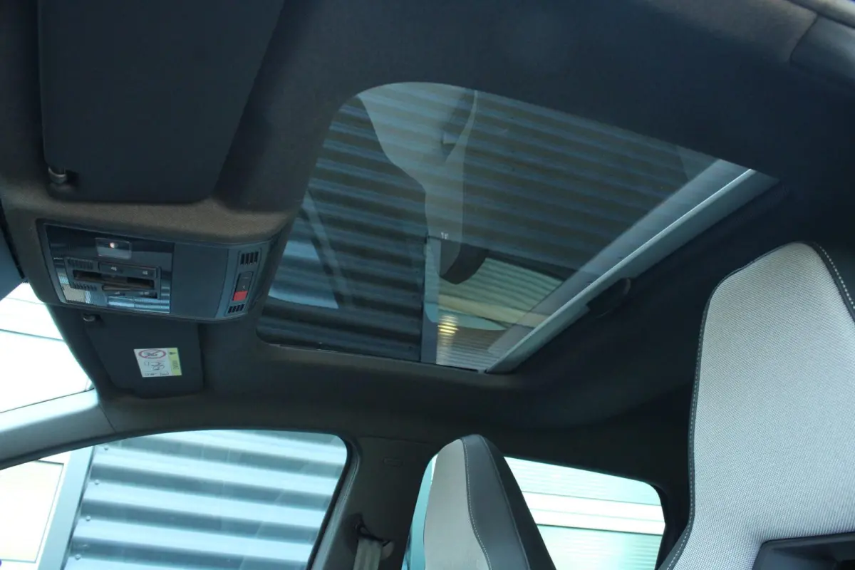 1.0 EcoTSI 95pk FR Business Connect | Panoramadak | Achteruitrijcamera