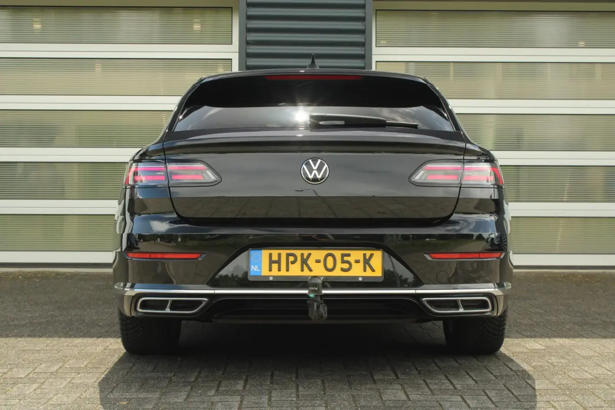 1.4 TSI eHybrid 218pk DSG R-Line Business+ | SoH 91% | Standkachel | Trekhaak | Camera | Navigatie | Apple CarPlay