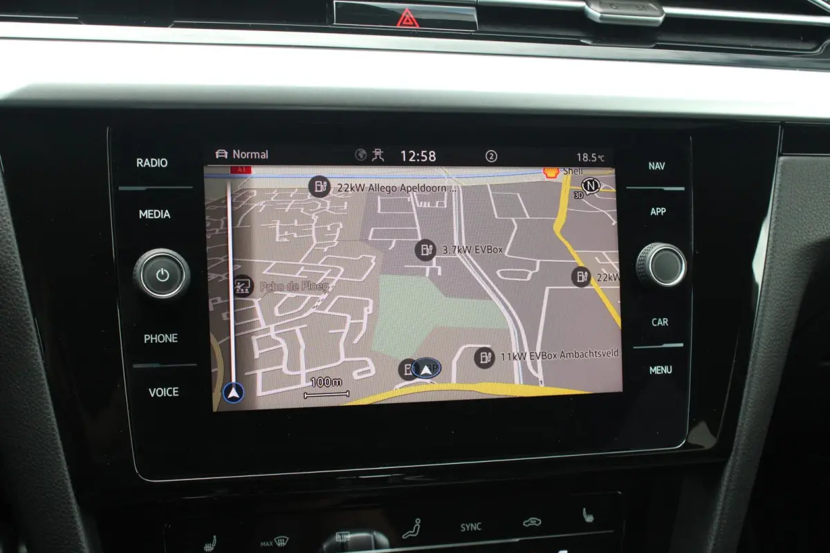 1.4 TSI eHybrid 218pk DSG R-Line Business+ | SoH 91% | Standkachel | Trekhaak | Camera | Navigatie | Apple CarPlay