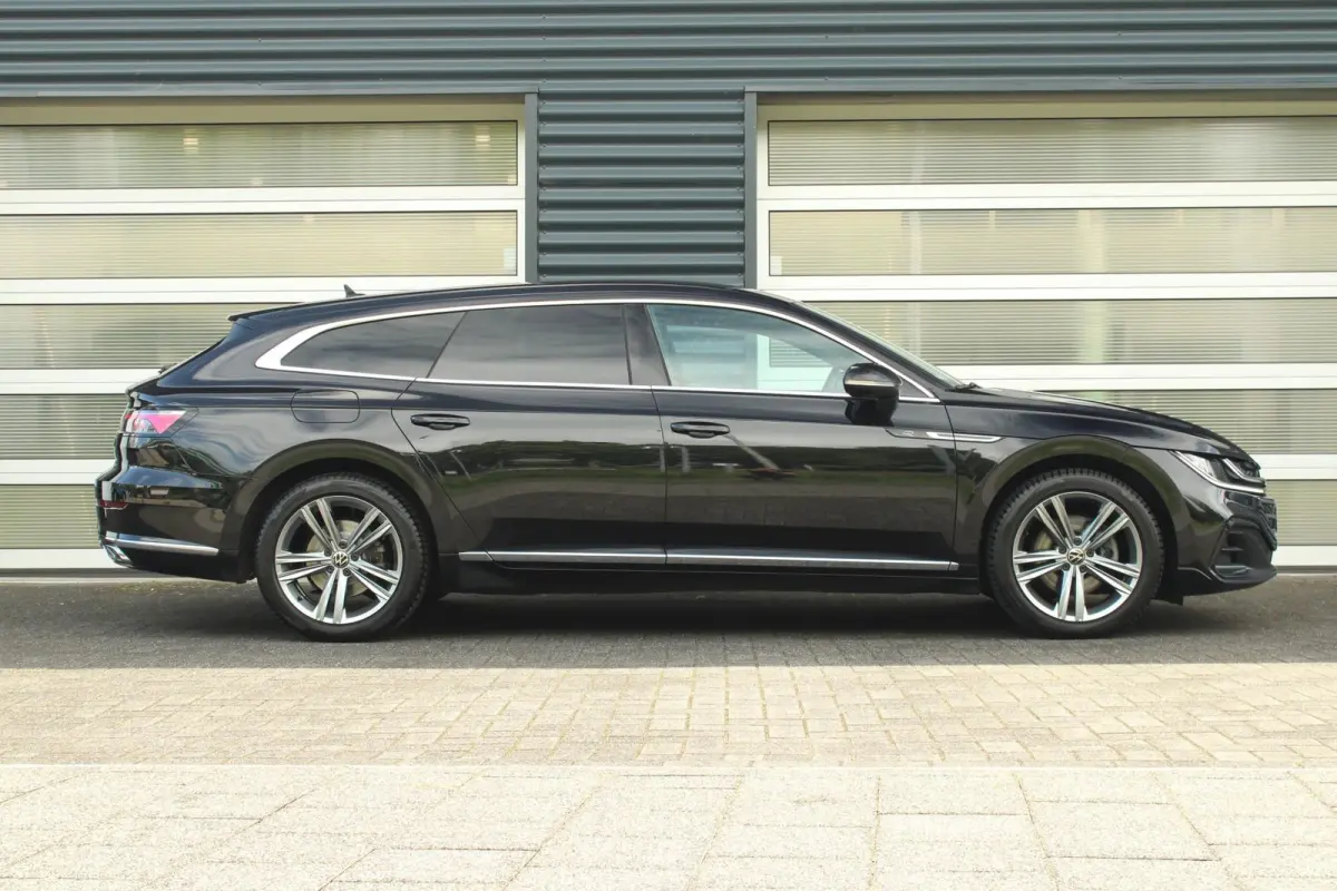 1.4 TSI eHybrid 218pk DSG R-Line Business+ | SoH 91% | Standkachel | Trekhaak | Camera | Navigatie | Apple CarPlay
