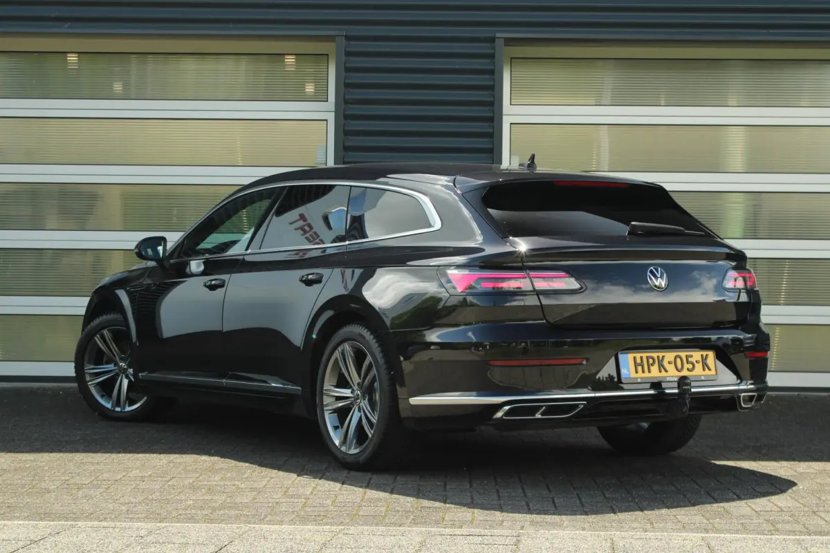 1.4 TSI eHybrid 218pk DSG R-Line Business+ | SoH 91% | Standkachel | Trekhaak | Camera | Navigatie | Apple CarPlay