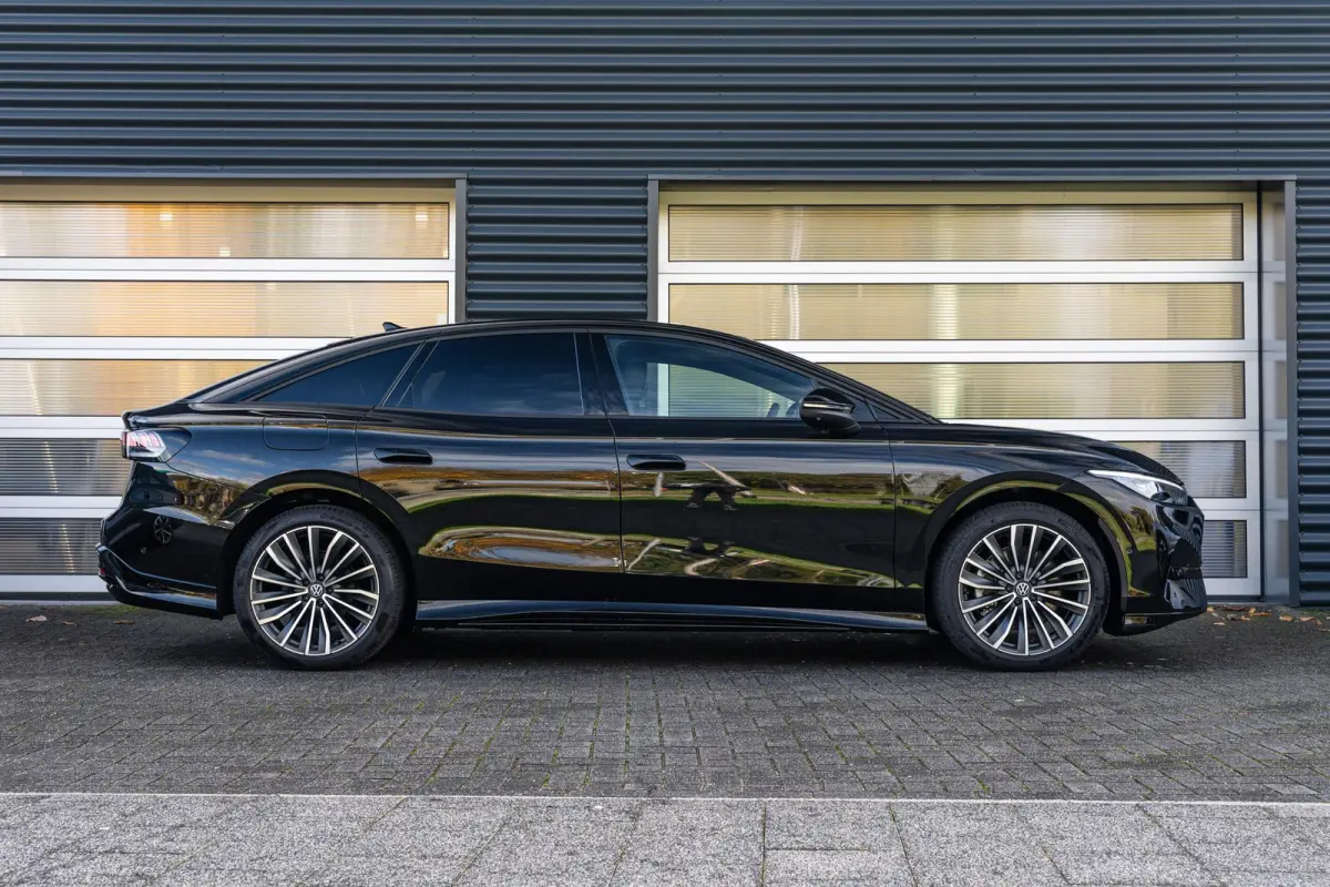 286pk Pro Limited Edition 77 kWh | Trekhaak Wegklapbaar