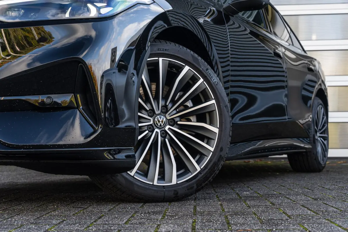286pk Pro Limited Edition 77 kWh | Trekhaak Wegklapbaar