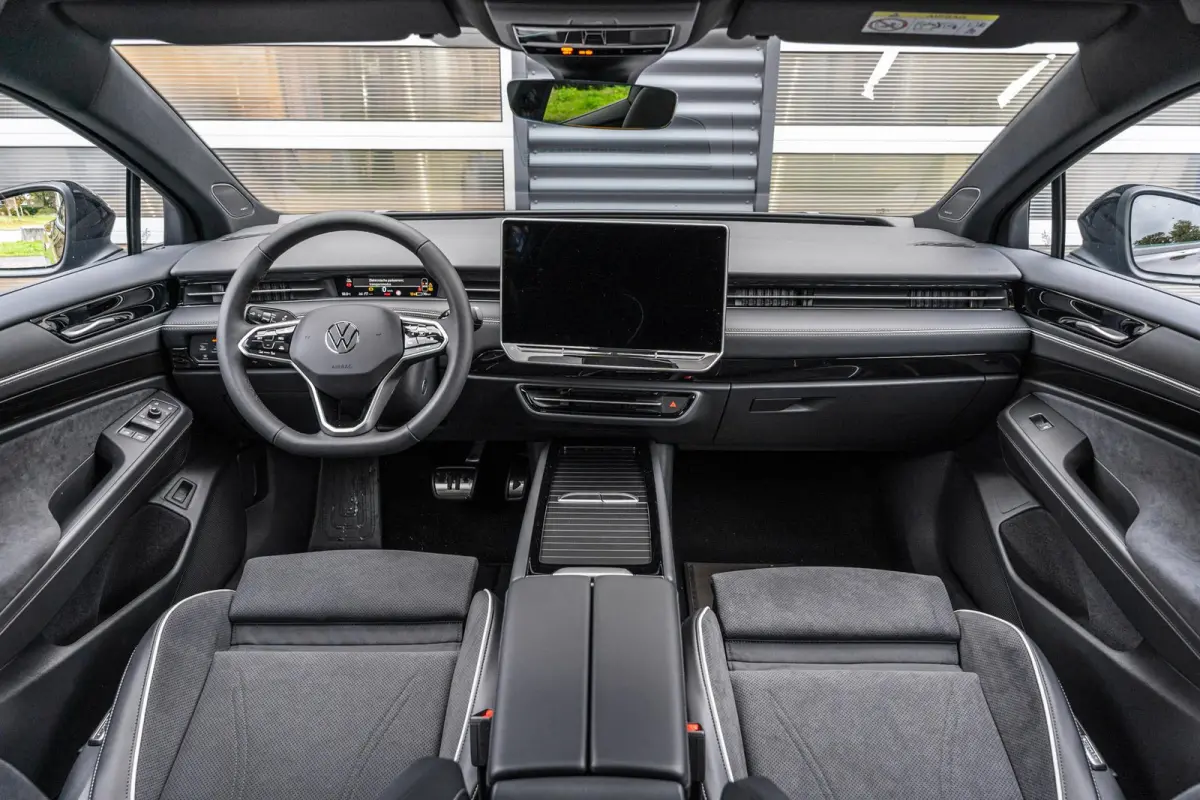 286pk Pro Limited Edition 77 kWh | Trekhaak Wegklapbaar
