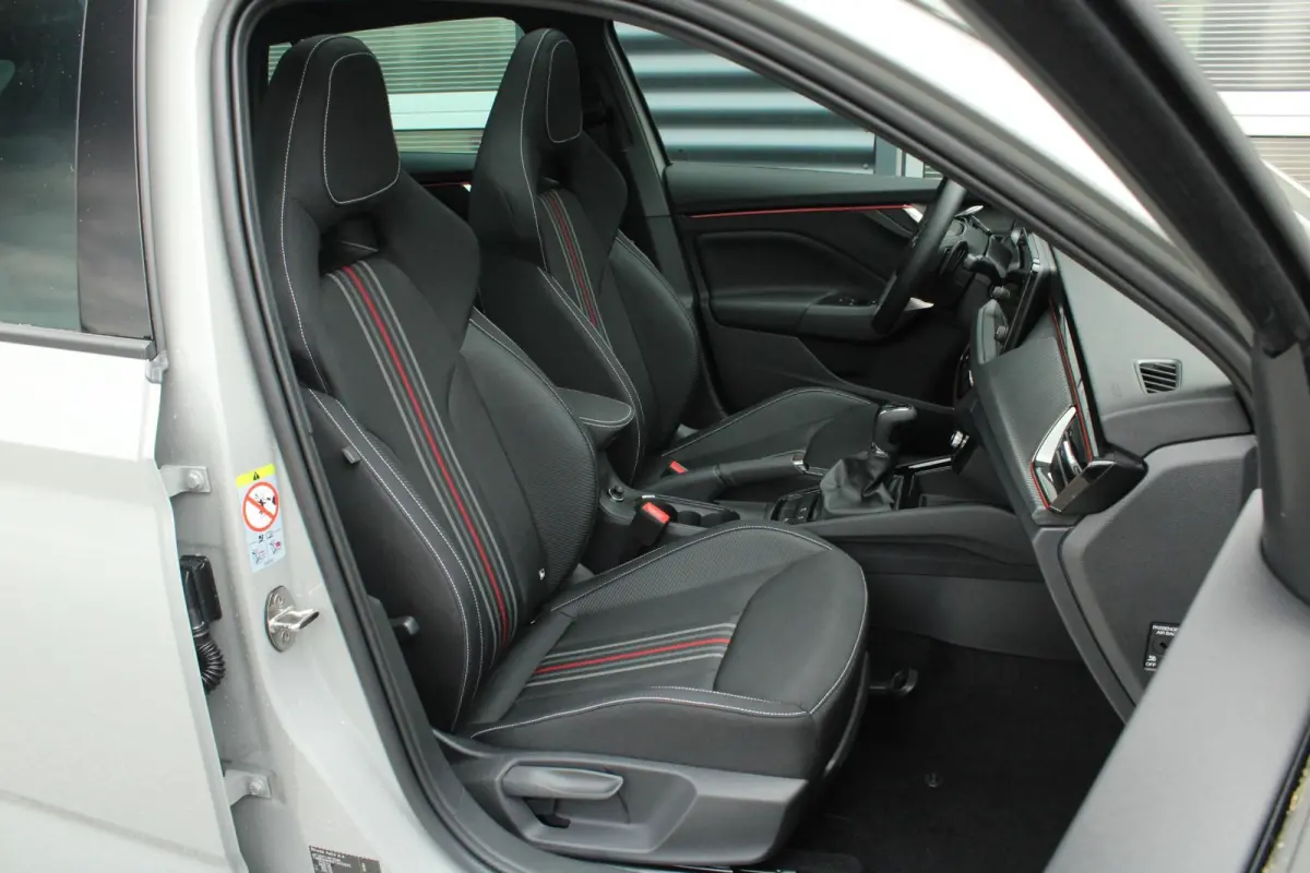 1.0 TSI 115pk Monte Carlo | Trekhaak Wegklapbaar | 18" Velgen