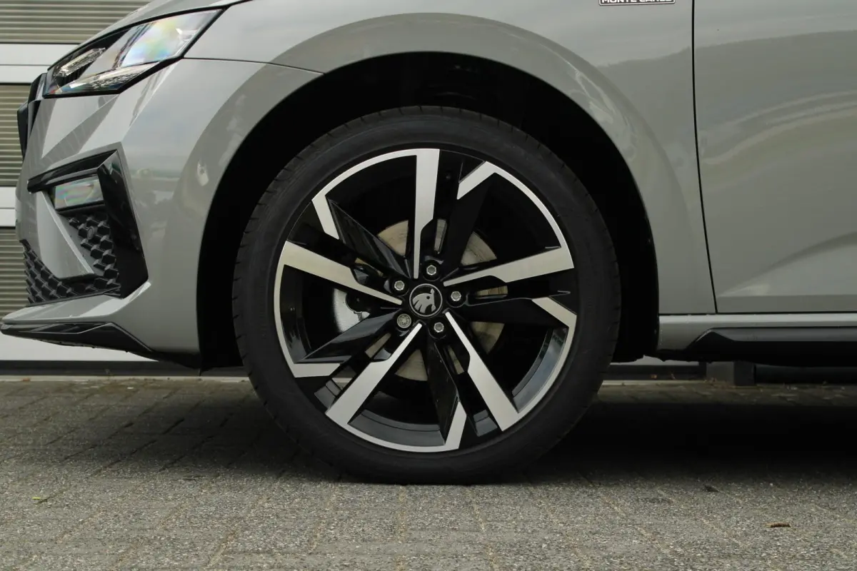 1.0 TSI 115pk Monte Carlo | Trekhaak Wegklapbaar | 18" Velgen