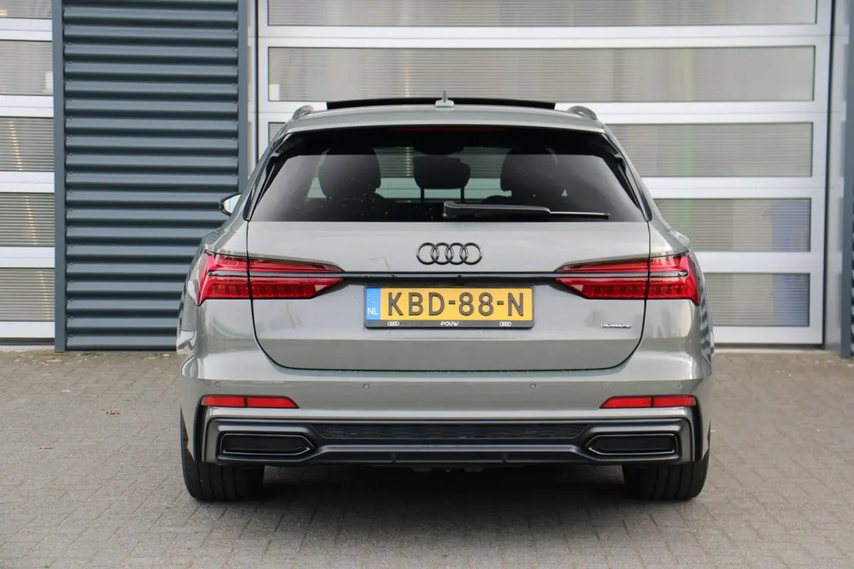 55 TFSIe 367pk quattro Pro Line S Competition | SoH 99% | Panoramadak | Rondomzicht Camera | Stoel + Stuurwielverwarming | Keyless Entry