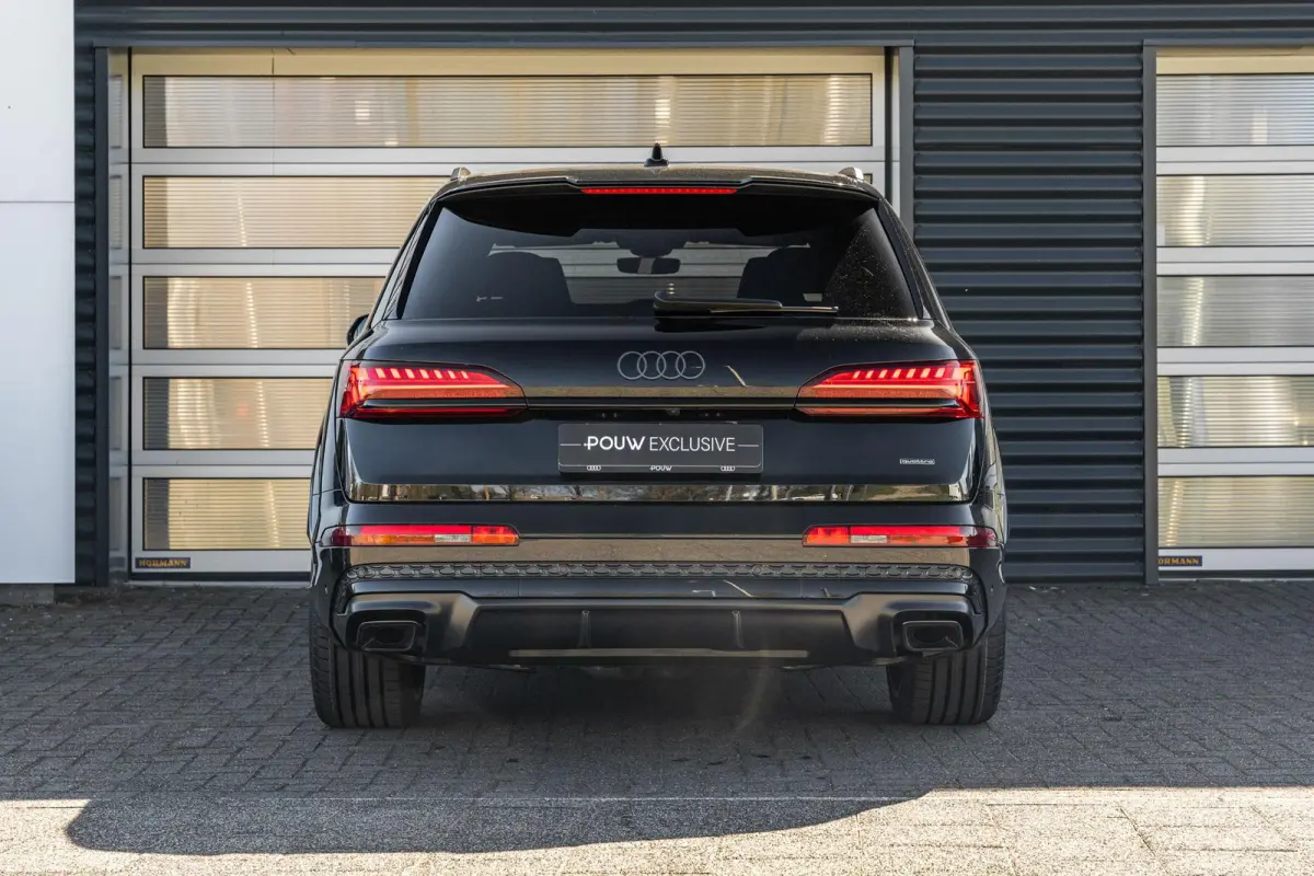 55 TFSI 394pk e quattro Pro Line S | Vierwielbesturing | Panoramadak | Bang & Olufsen Premium 3D