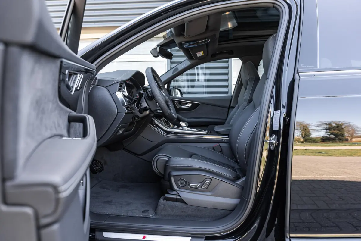 55 TFSI 394pk e quattro Pro Line S | Vierwielbesturing | Panoramadak | Bang & Olufsen Premium 3D