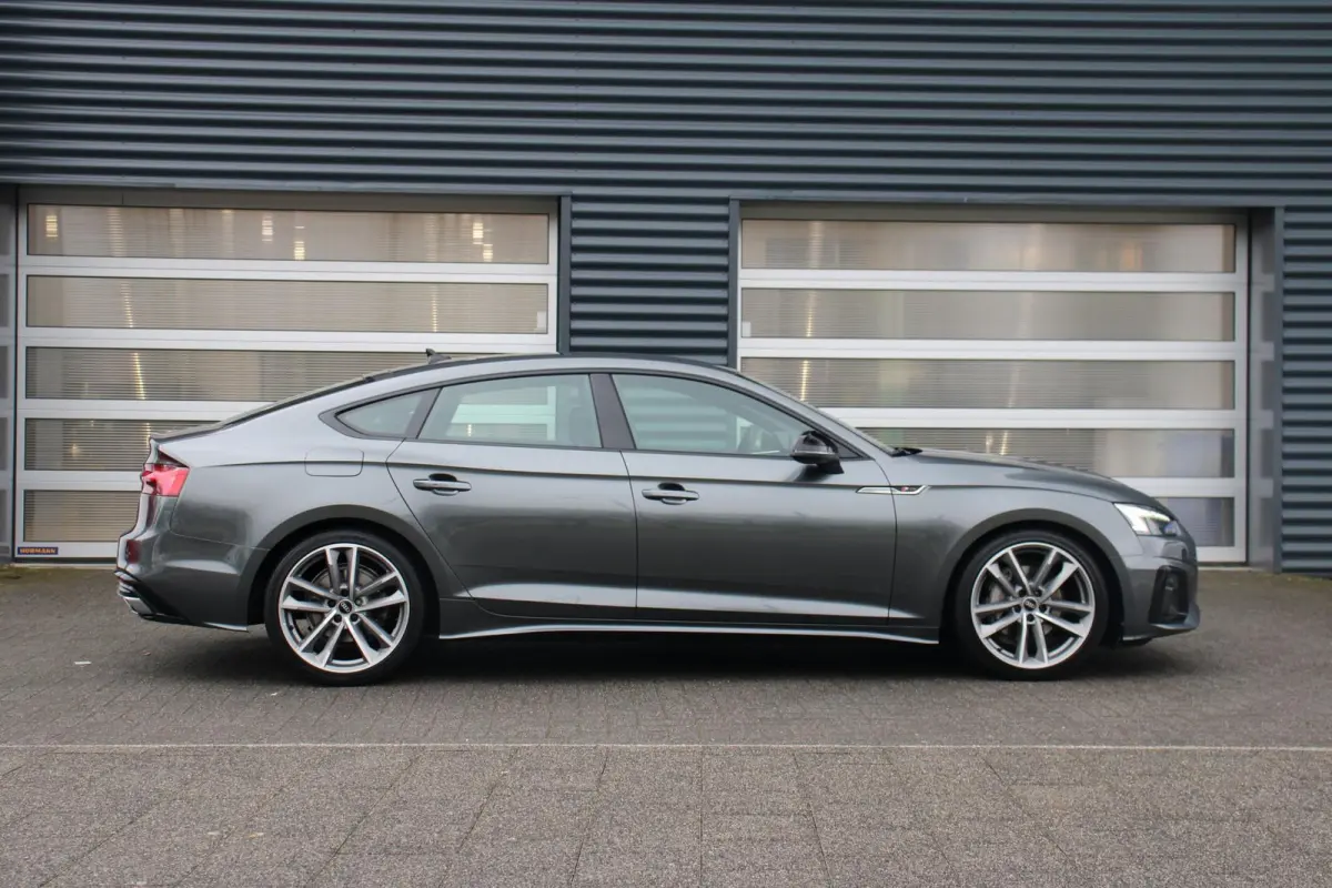 40 TFSI 204pk S-tronic S Edition | Lederen Sportstoelen | Achteruitrijcamera | Stoelverwarming | Keyless | Dodehoek Sensor | Apple Carplay & Android Auto