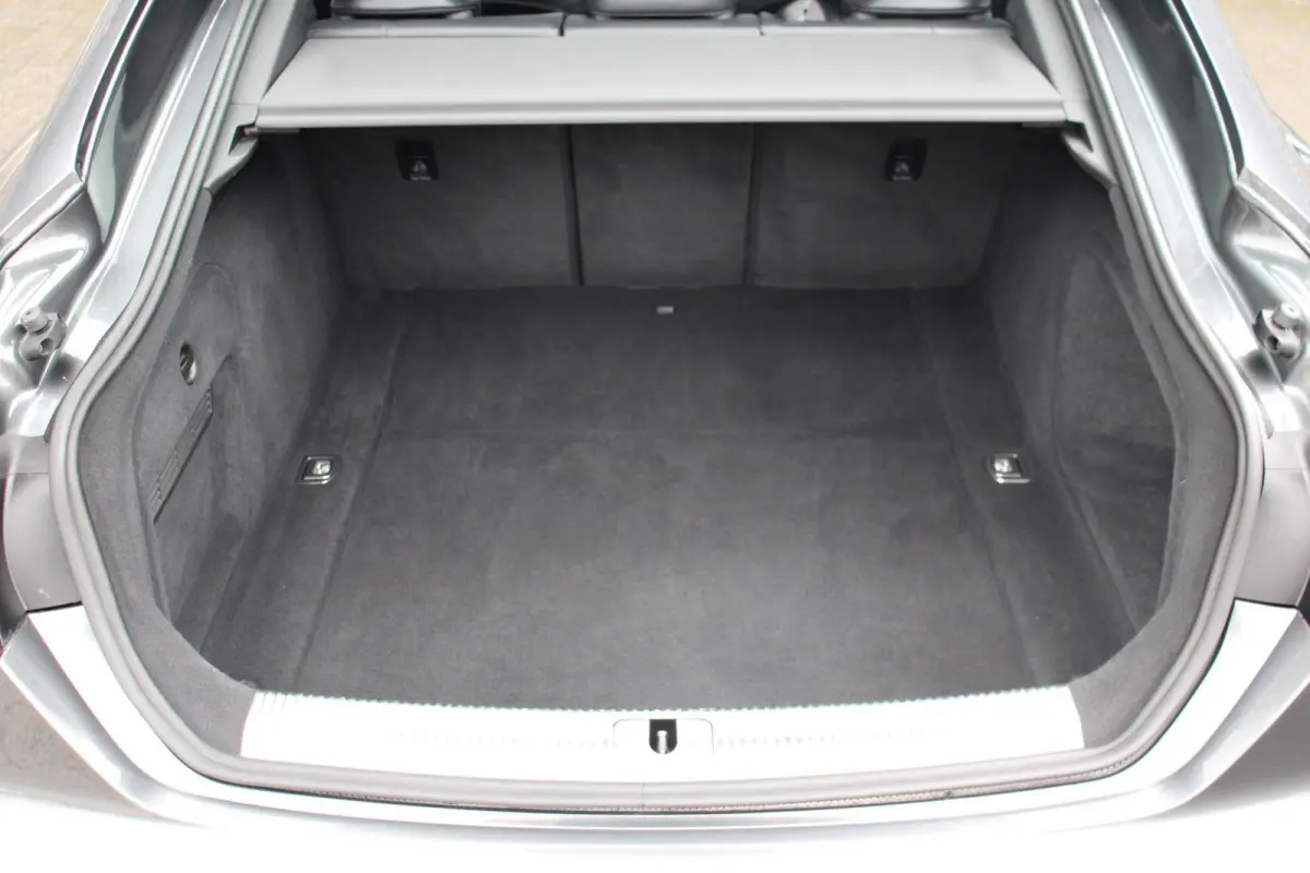 40 TFSI 204pk S-tronic S Edition | Lederen Sportstoelen | Achteruitrijcamera | Stoelverwarming | Keyless | Dodehoek Sensor | Apple Carplay & Android Auto
