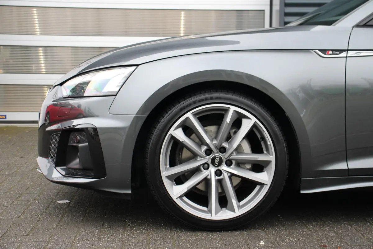 40 TFSI 204pk S-tronic S Edition | Lederen Sportstoelen | Achteruitrijcamera | Stoelverwarming | Keyless | Dodehoek Sensor | Apple Carplay & Android Auto