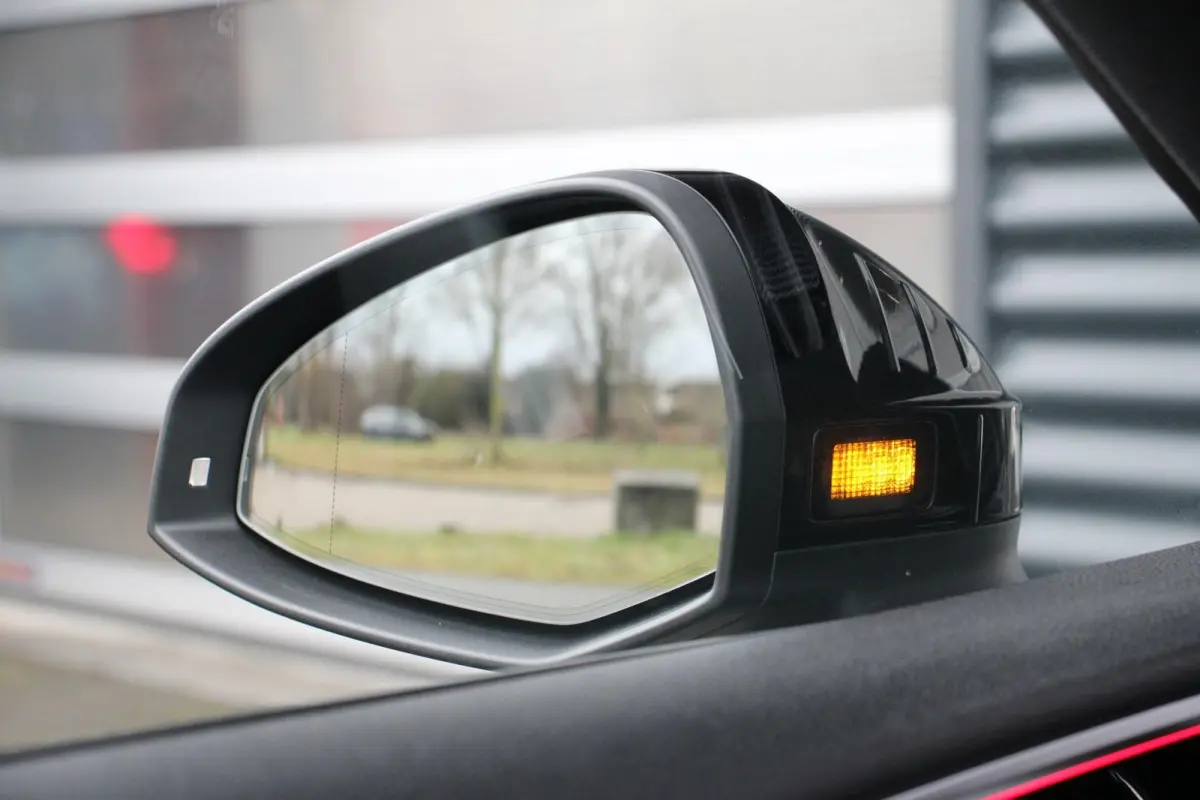 40 TFSI 204pk S-tronic S Edition | Lederen Sportstoelen | Achteruitrijcamera | Stoelverwarming | Keyless | Dodehoek Sensor | Apple Carplay & Android Auto