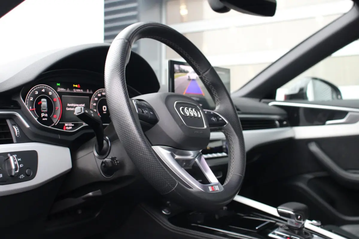 40 TFSI 204pk S-tronic S Edition | Lederen Sportstoelen | Achteruitrijcamera | Stoelverwarming | Keyless | Dodehoek Sensor | Apple Carplay & Android Auto