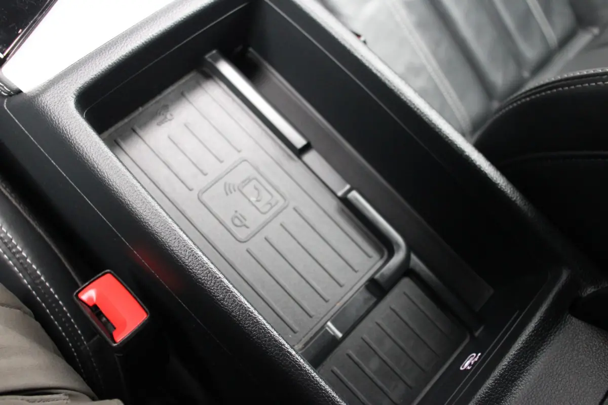 40 TFSI 204pk S-tronic S Edition | Lederen Sportstoelen | Achteruitrijcamera | Stoelverwarming | Keyless | Dodehoek Sensor | Apple Carplay & Android Auto