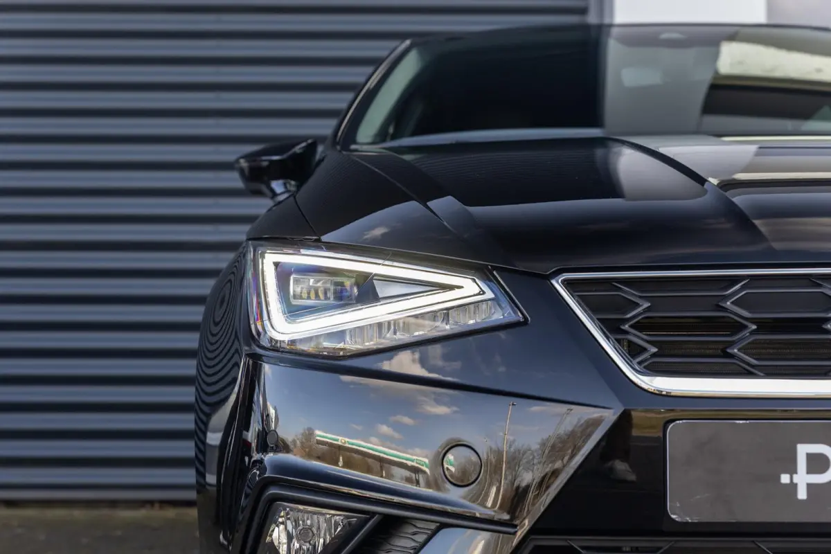 1.0 EcoTSI 95pk FR Business Connect | 18" Velgen | Apple Carplay/Android Auto