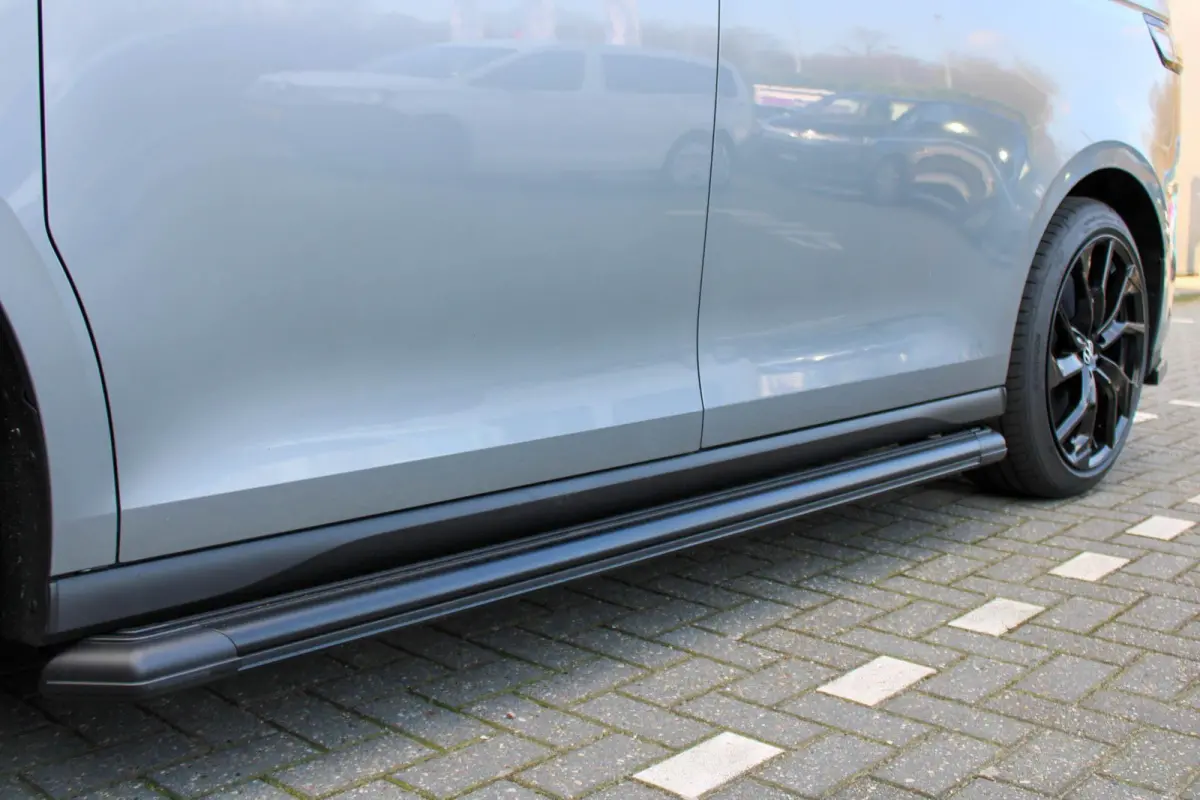 286pk 79 kWh | Trekhaak Wegklapbaar | Spoiler | 19" Velgen