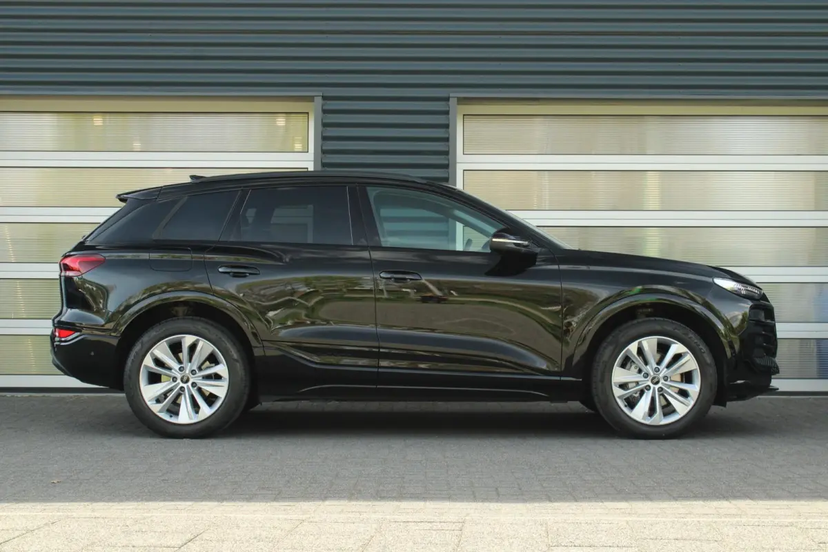 252pk Launch Edition 83 kWh | Tech Pakket | Sportstoelen