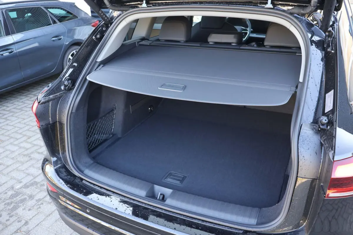 252pk Launch Edition 83 kWh | Tech Pakket | Sportstoelen